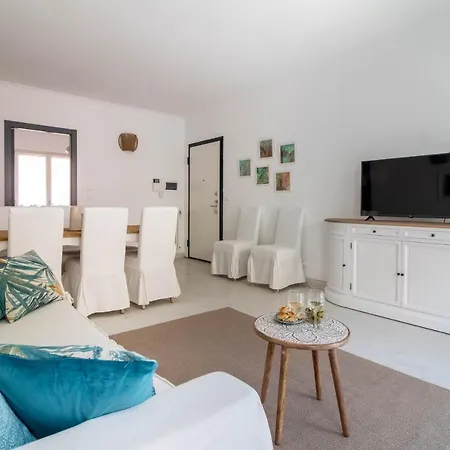 Elios By Portofinohomes דירה *